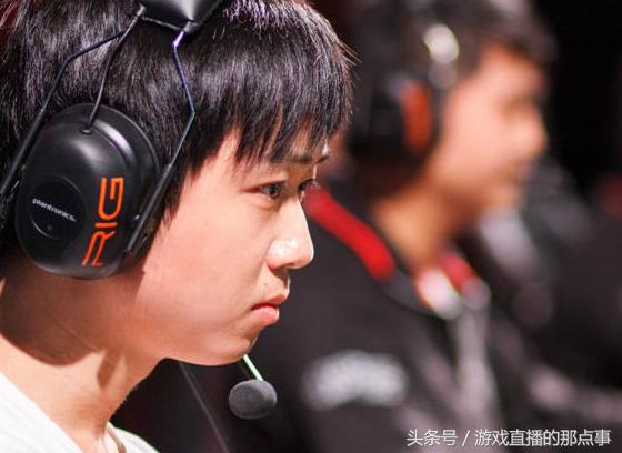 阿怡演員之歌，舞臺之上的魅力與傳奇探尋