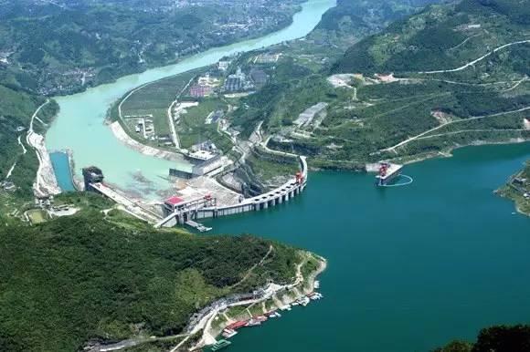 丹江口水位更新，水勢(shì)上漲，人生破浪前行